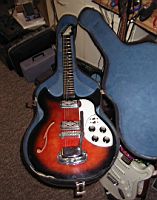 Harmony Rebel Silvertone H-82 Aut_2140.jpg